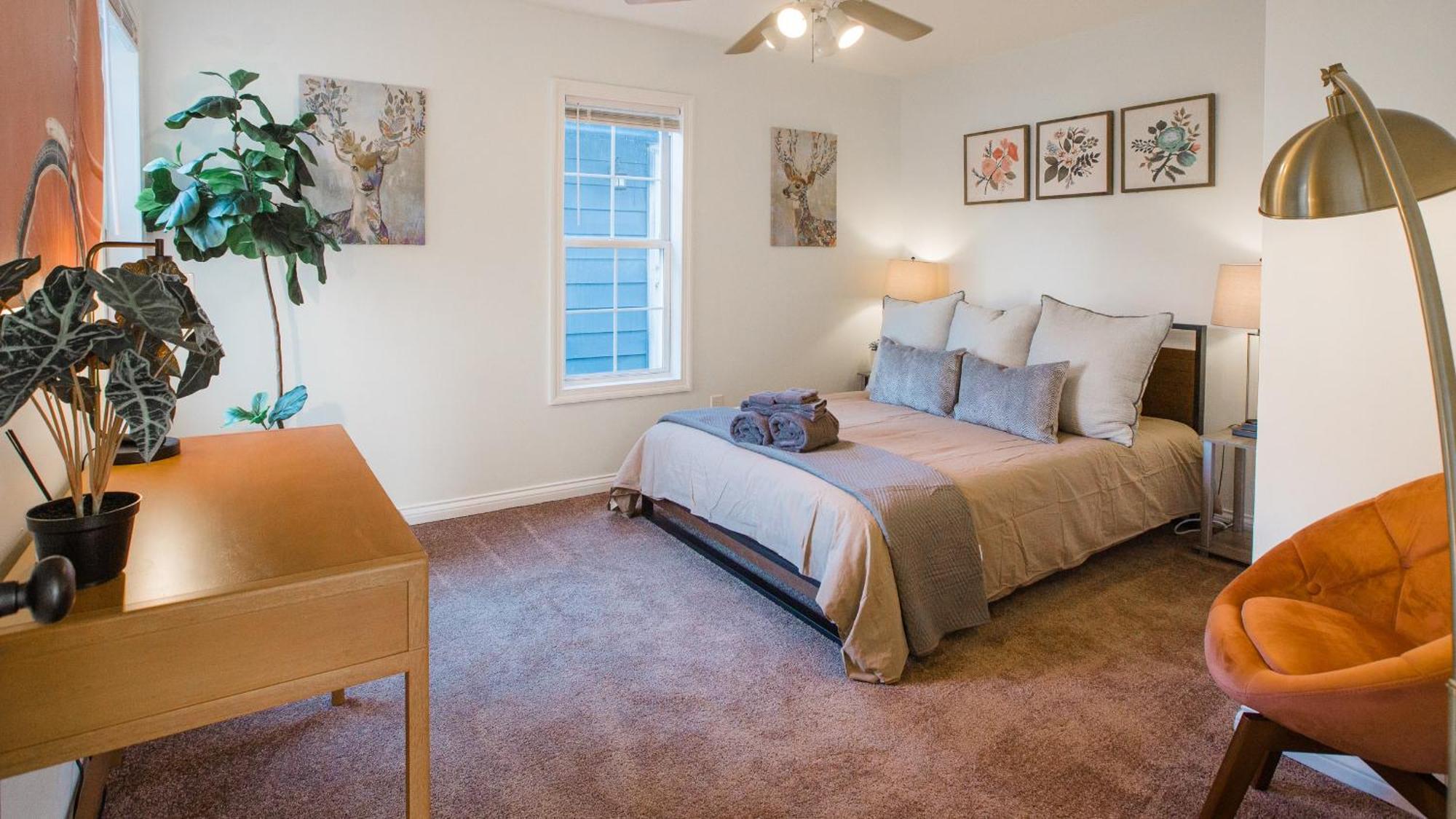 Villa 5 Mins To Speedway! Walk To Zoo, Wr Park, Iupui! Indianapolis Exterior foto